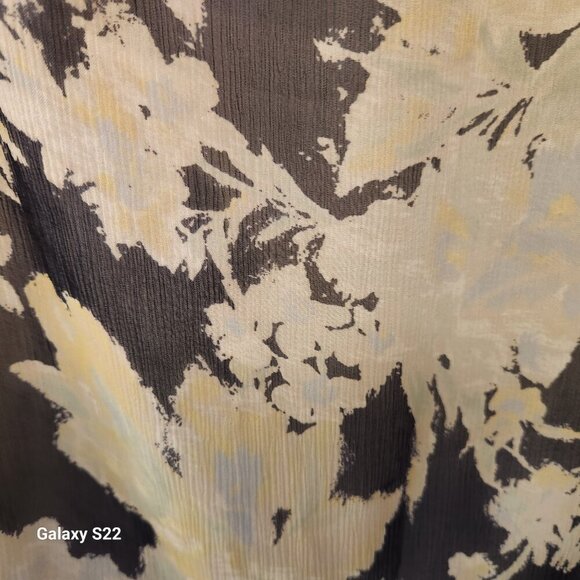 Calvin Klein Skirt. Silk. NWT. Size 14. - Picture 2 of 10